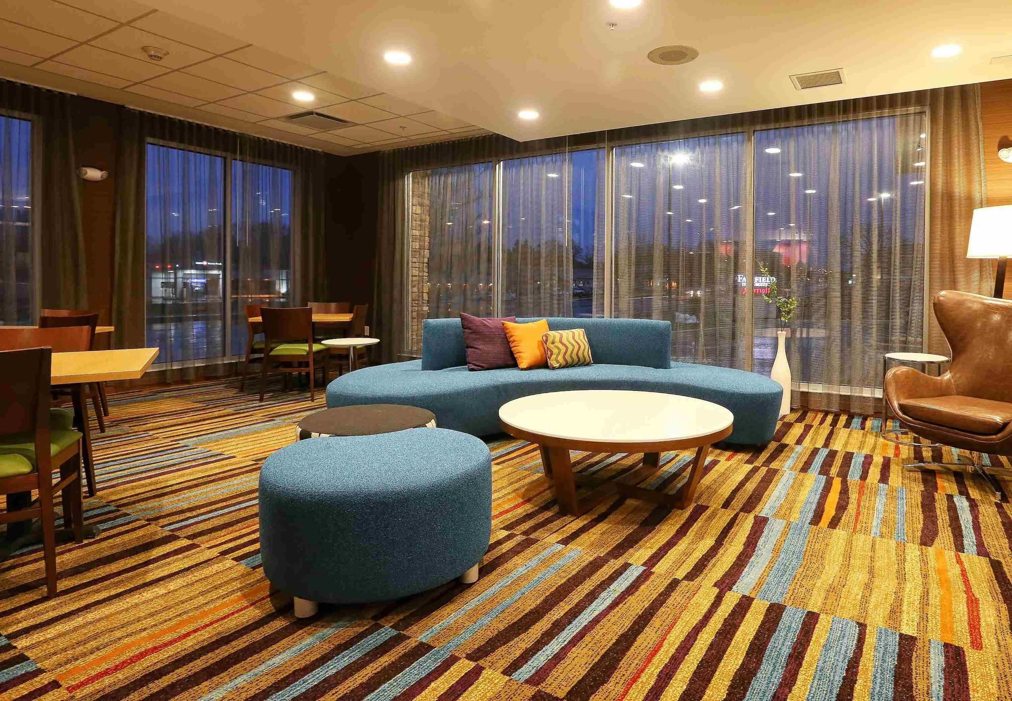 Fairfield Inn & Suites By Marriott Madison Verona Bagian luar foto