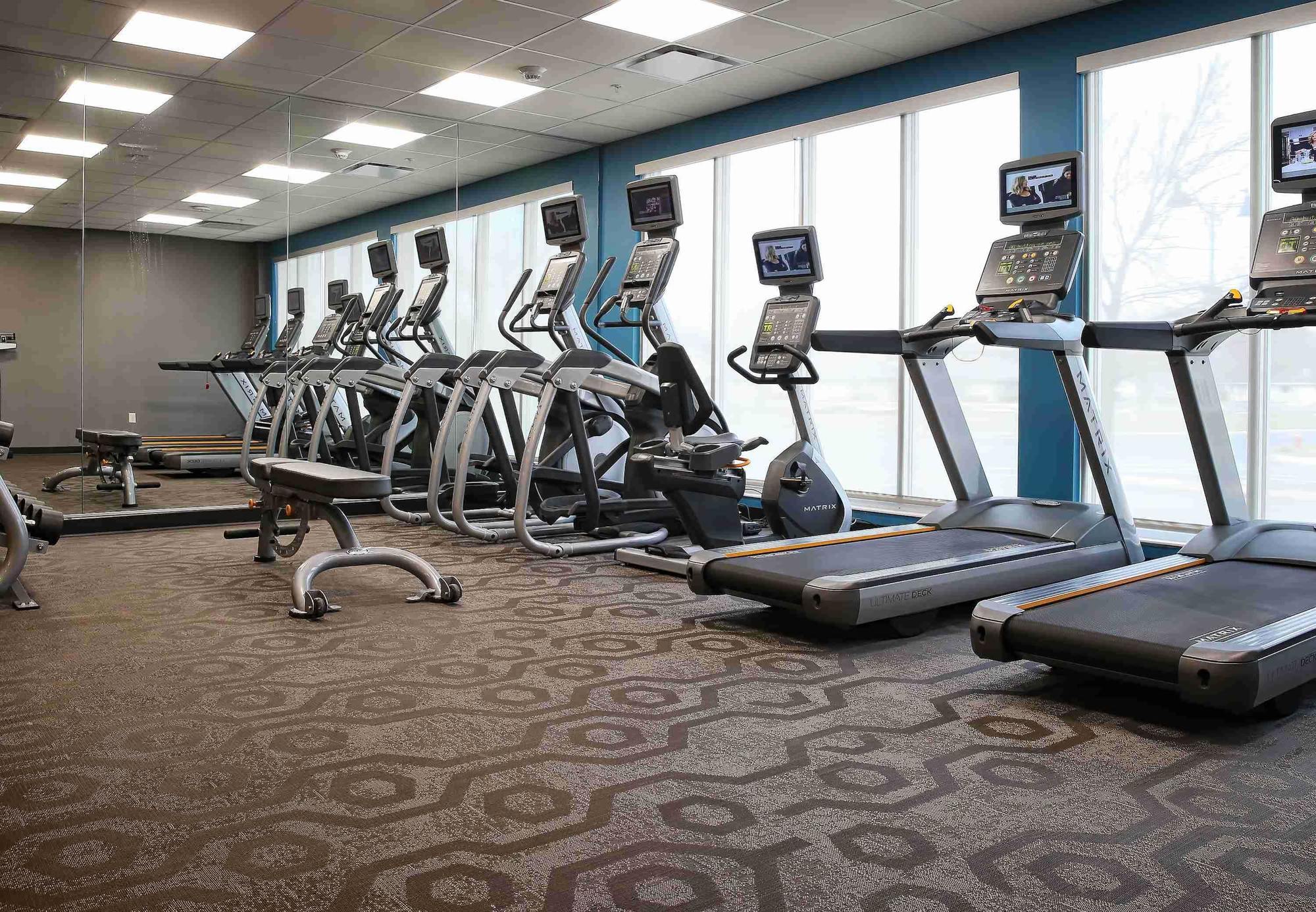 Fairfield Inn & Suites By Marriott Madison Verona Bagian luar foto