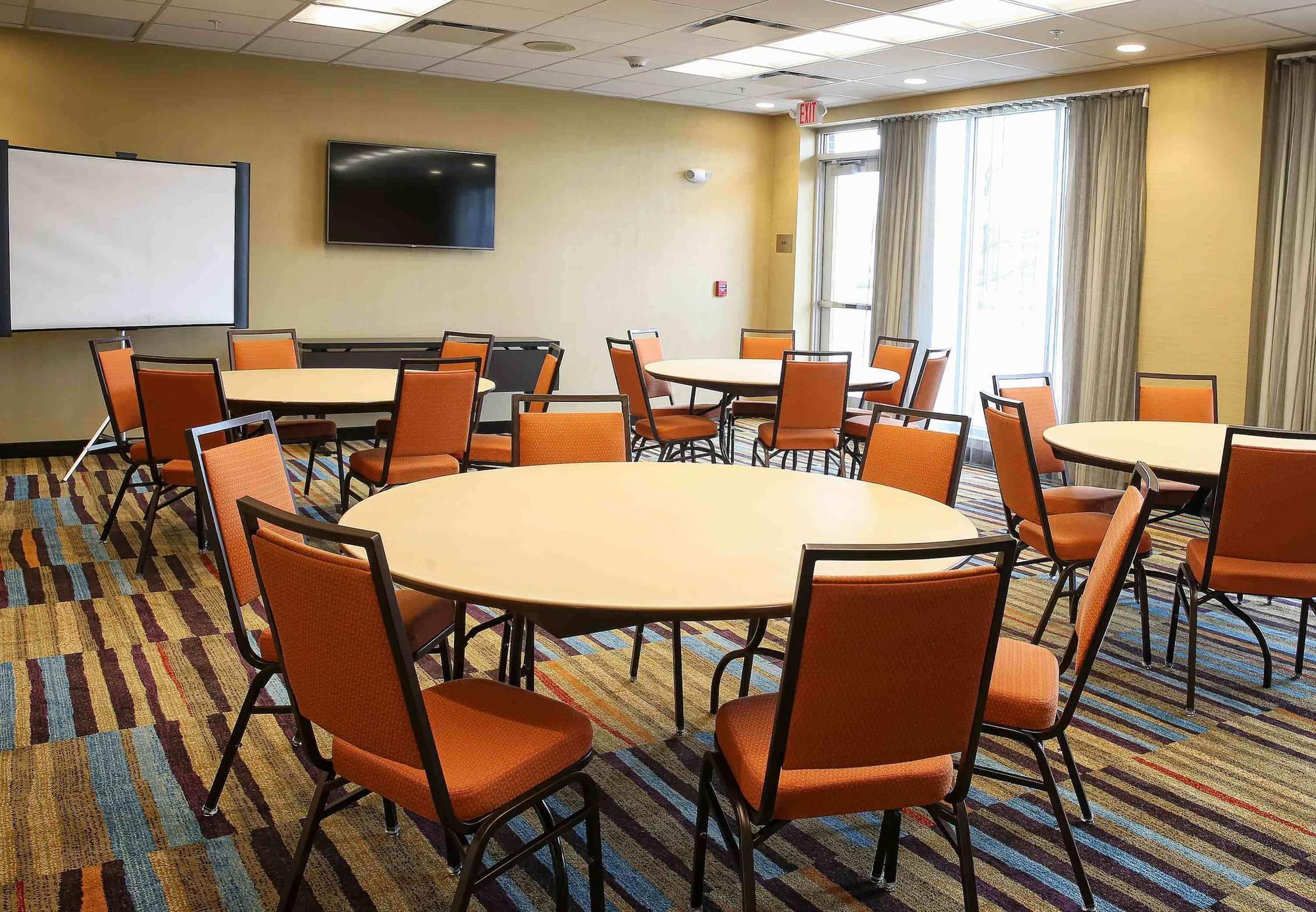 Fairfield Inn & Suites By Marriott Madison Verona Bagian luar foto